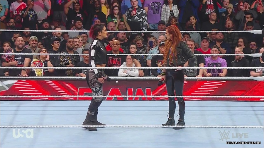 WWE_Monday_Night_Raw_2022_12_05_720p_HDTV_x264-NWCHD_mp4_001889283.jpg