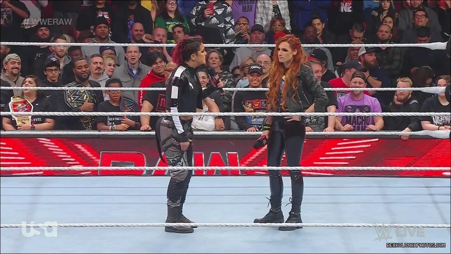 WWE_Monday_Night_Raw_2022_12_05_720p_HDTV_x264-NWCHD_mp4_001908101.jpg