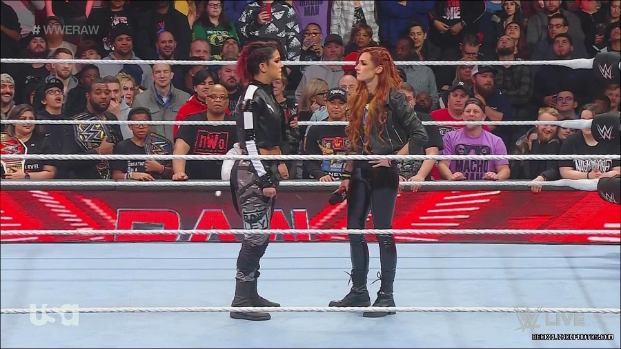 WWE_Monday_Night_Raw_2022_12_05_720p_HDTV_x264-NWCHD_mp4_001914908.jpg
