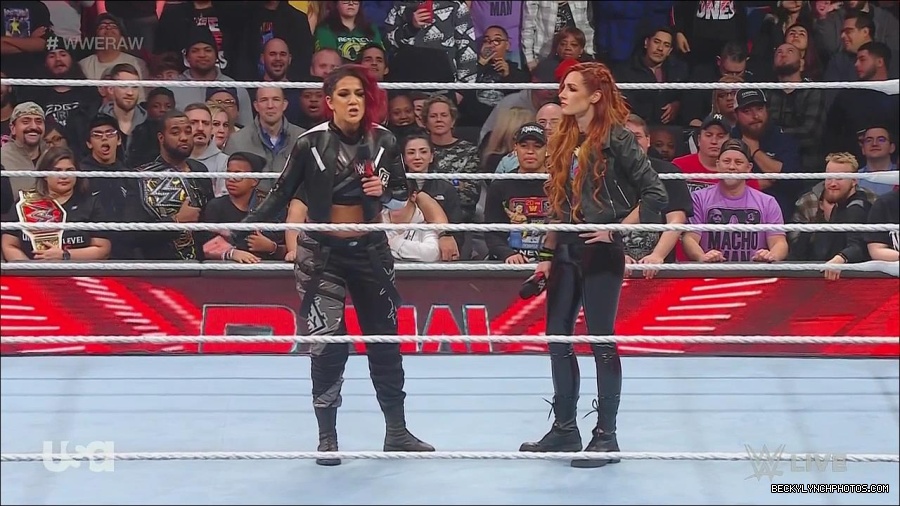 WWE_Monday_Night_Raw_2022_12_05_720p_HDTV_x264-NWCHD_mp4_001918512.jpg