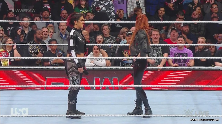 WWE_Monday_Night_Raw_2022_12_05_720p_HDTV_x264-NWCHD_mp4_001931325.jpg