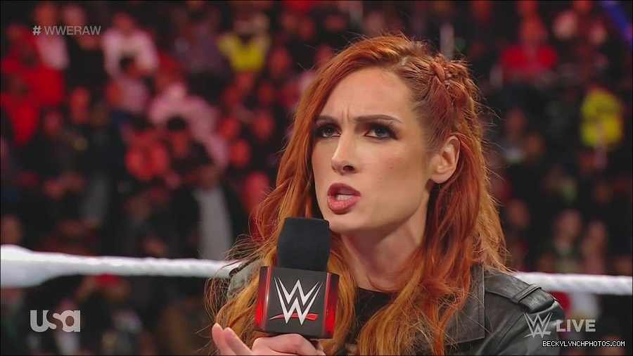 WWE_Monday_Night_Raw_2022_12_05_720p_HDTV_x264-NWCHD_mp4_001949343.jpg