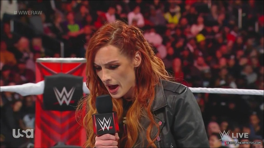 WWE_Monday_Night_Raw_2022_12_05_720p_HDTV_x264-NWCHD_mp4_001960153.jpg