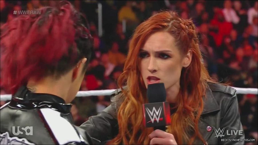 WWE_Monday_Night_Raw_2022_12_05_720p_HDTV_x264-NWCHD_mp4_001963357.jpg
