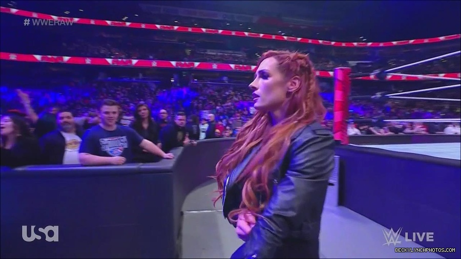 WWE_Monday_Night_Raw_2022_12_05_720p_HDTV_x264-NWCHD_mp4_001983777.jpg