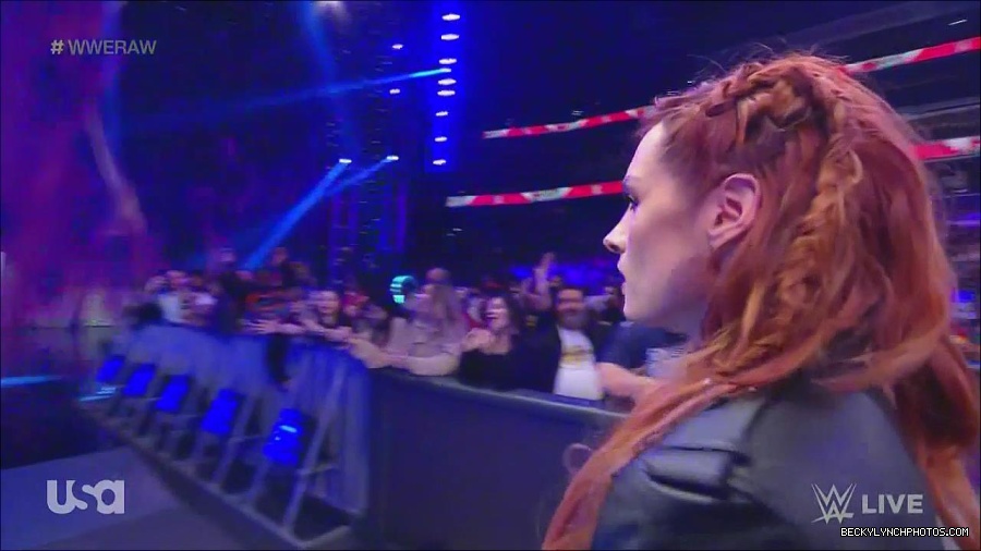 WWE_Monday_Night_Raw_2022_12_05_720p_HDTV_x264-NWCHD_mp4_001984578.jpg