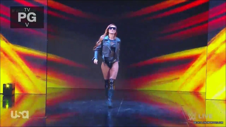 WWE_Monday_Night_Raw_2022_12_05_720p_HDTV_x264-NWCHD_mp4_006681866.jpg