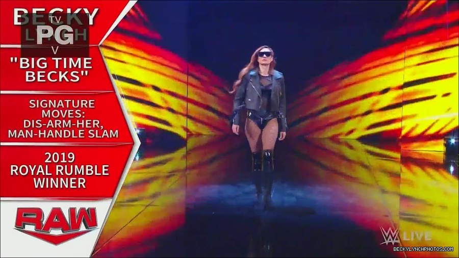 WWE_Monday_Night_Raw_2022_12_05_720p_HDTV_x264-NWCHD_mp4_006685069.jpg