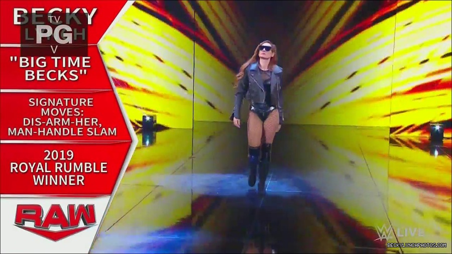 WWE_Monday_Night_Raw_2022_12_05_720p_HDTV_x264-NWCHD_mp4_006685470.jpg