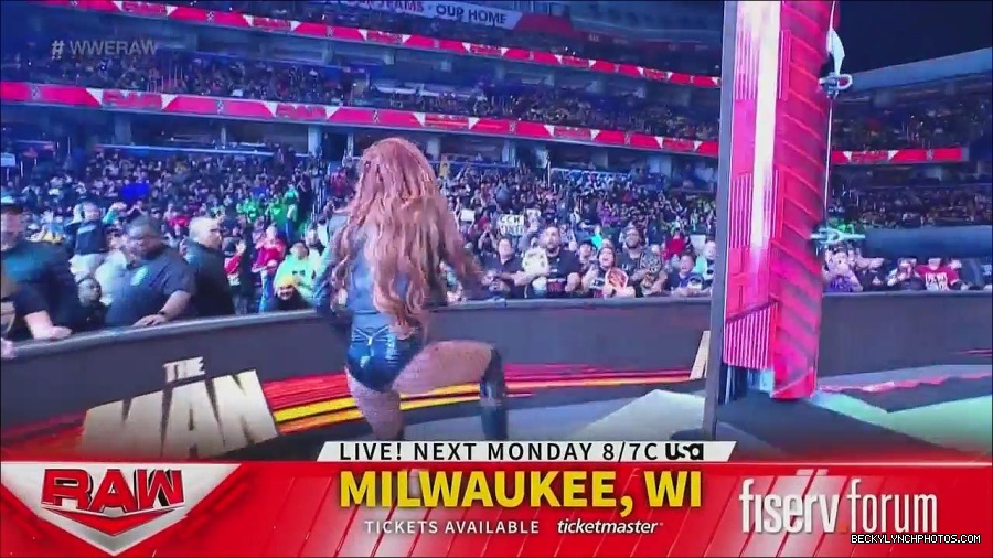 WWE_Monday_Night_Raw_2022_12_05_720p_HDTV_x264-NWCHD_mp4_006711496.jpg