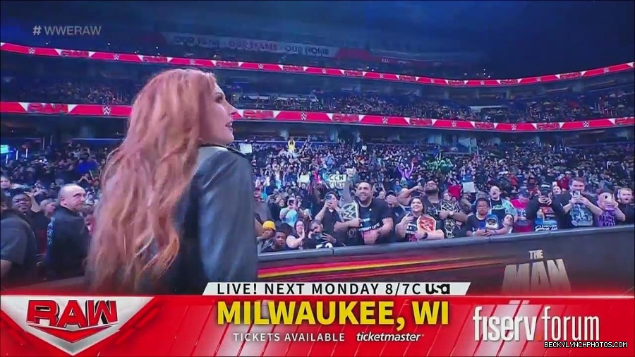 WWE_Monday_Night_Raw_2022_12_05_720p_HDTV_x264-NWCHD_mp4_006714298.jpg
