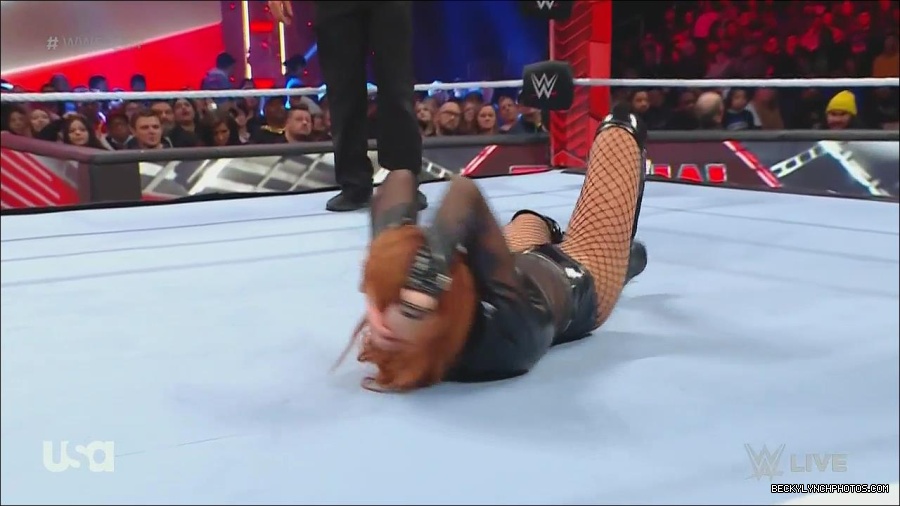 WWE_Monday_Night_Raw_2022_12_05_720p_HDTV_x264-NWCHD_mp4_006863648.jpg