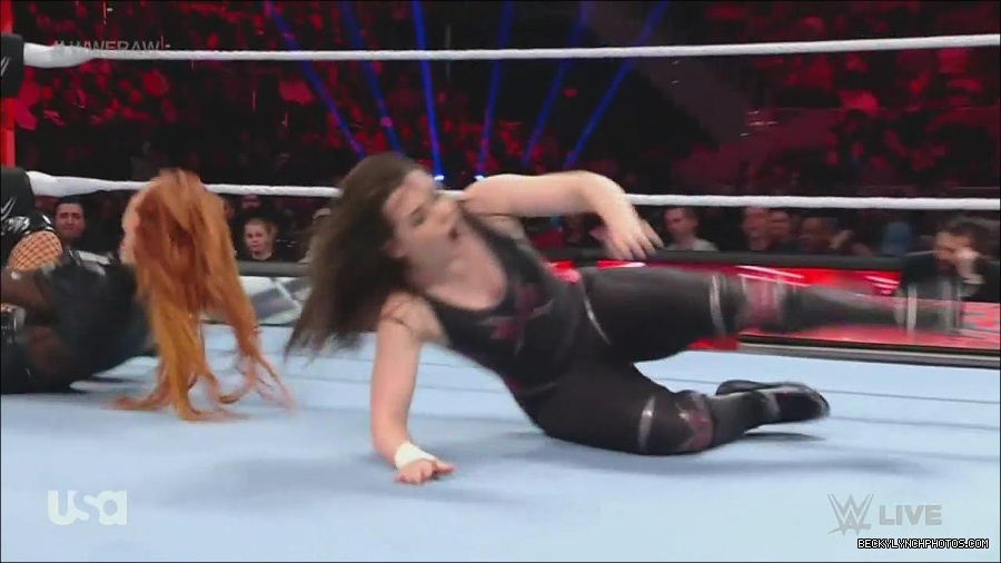 WWE_Monday_Night_Raw_2022_12_05_720p_HDTV_x264-NWCHD_mp4_006923808.jpg