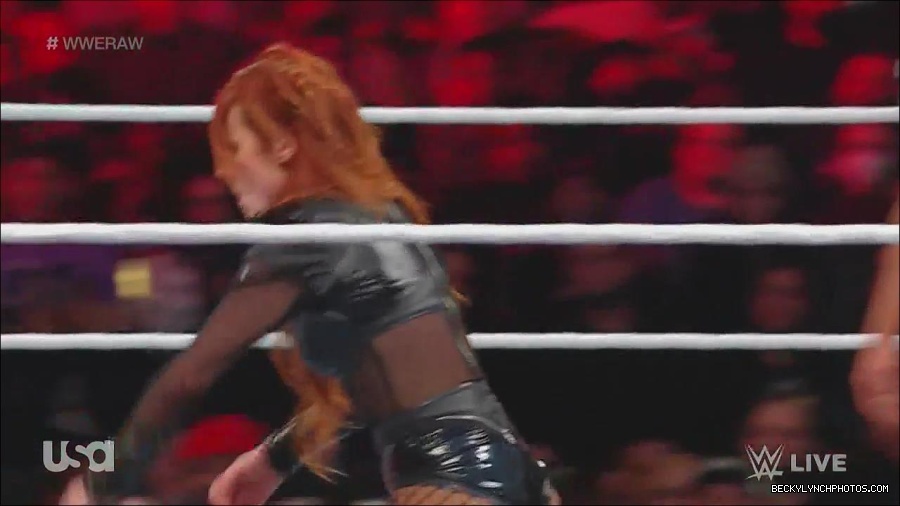 WWE_Monday_Night_Raw_2022_12_05_720p_HDTV_x264-NWCHD_mp4_007112397.jpg