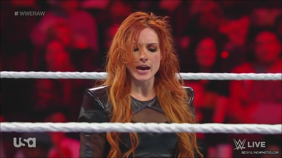 WWE_Monday_Night_Raw_2022_12_05_720p_HDTV_x264-NWCHD_mp4_007155640.jpg