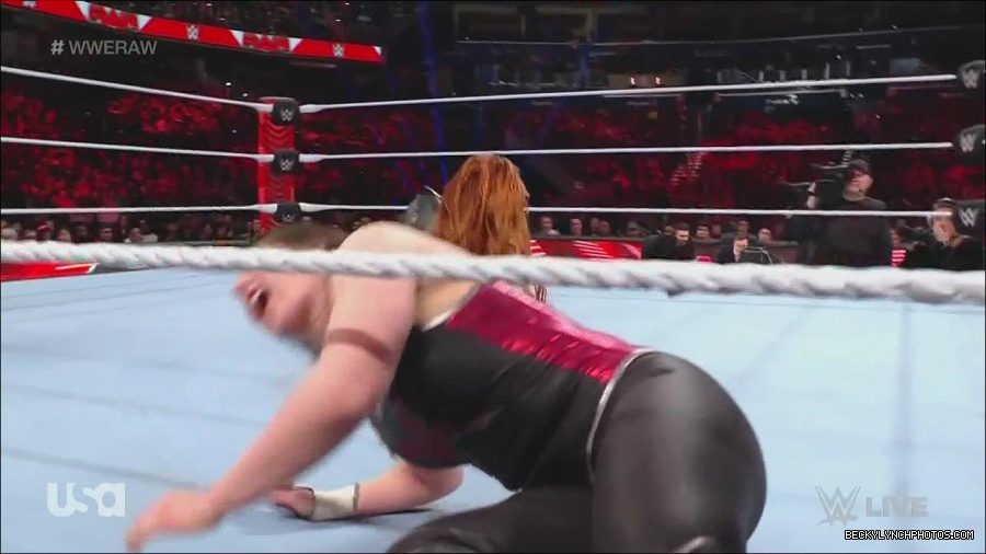 WWE_Monday_Night_Raw_2022_12_05_720p_HDTV_x264-NWCHD_mp4_007171256.jpg