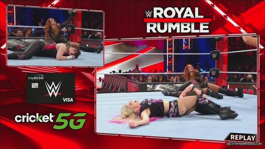 WWE_Monday_Night_Raw_2022_12_05_720p_HDTV_x264-NWCHD_mp4_007285203.jpg
