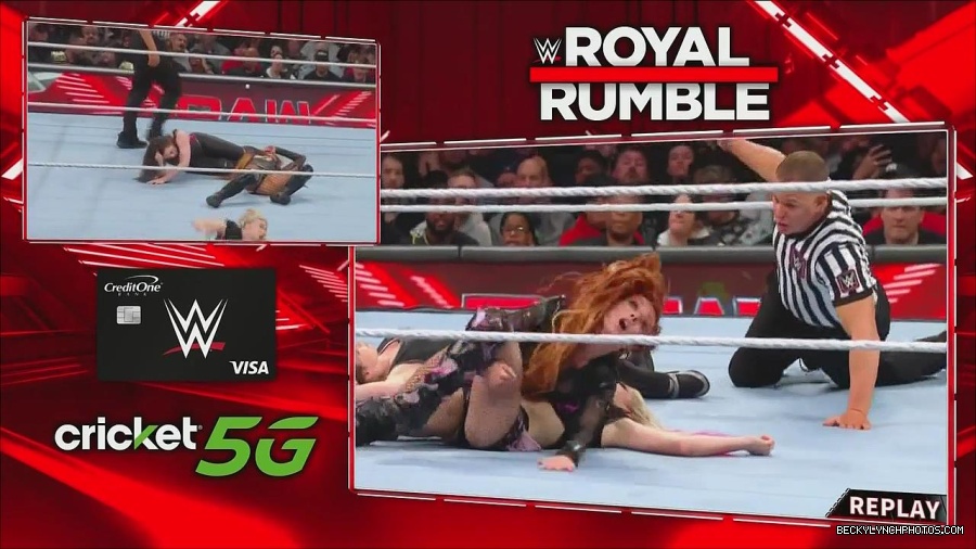 WWE_Monday_Night_Raw_2022_12_05_720p_HDTV_x264-NWCHD_mp4_007449367.jpg