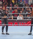 WWE_Monday_Night_Raw_2022_12_05_720p_HDTV_x264-NWCHD_mp4_001796390.jpg