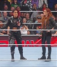 WWE_Monday_Night_Raw_2022_12_05_720p_HDTV_x264-NWCHD_mp4_001918111.jpg