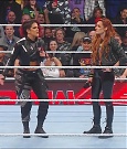 WWE_Monday_Night_Raw_2022_12_05_720p_HDTV_x264-NWCHD_mp4_001918912.jpg