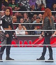 WWE_Monday_Night_Raw_2022_12_05_720p_HDTV_x264-NWCHD_mp4_001932125.jpg
