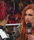 WWE_Monday_Night_Raw_2022_12_05_720p_HDTV_x264-NWCHD_mp4_001963757.jpg
