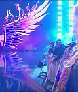 WWE_Monday_Night_Raw_2022_12_05_720p_HDTV_x264-NWCHD_mp4_002019012.jpg