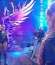 WWE_Monday_Night_Raw_2022_12_05_720p_HDTV_x264-NWCHD_mp4_002029022.jpg