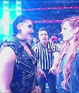 WWE_Monday_Night_Raw_2022_12_05_720p_HDTV_x264-NWCHD_mp4_002037831.jpg