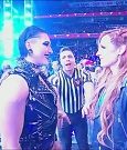 WWE_Monday_Night_Raw_2022_12_05_720p_HDTV_x264-NWCHD_mp4_002038231.jpg