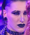 WWE_Monday_Night_Raw_2022_12_05_720p_HDTV_x264-NWCHD_mp4_002045839.jpg