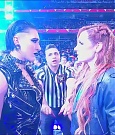 WWE_Monday_Night_Raw_2022_12_05_720p_HDTV_x264-NWCHD_mp4_002046239.jpg