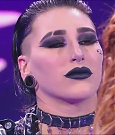WWE_Monday_Night_Raw_2022_12_05_720p_HDTV_x264-NWCHD_mp4_002050644.jpg