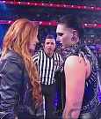 WWE_Monday_Night_Raw_2022_12_05_720p_HDTV_x264-NWCHD_mp4_002063056.jpg