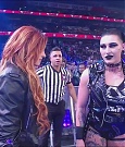 WWE_Monday_Night_Raw_2022_12_05_720p_HDTV_x264-NWCHD_mp4_002071465.jpg