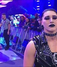 WWE_Monday_Night_Raw_2022_12_05_720p_HDTV_x264-NWCHD_mp4_002095489.jpg