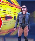 WWE_Monday_Night_Raw_2022_12_05_720p_HDTV_x264-NWCHD_mp4_006689874.jpg