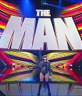 WWE_Monday_Night_Raw_2022_12_05_720p_HDTV_x264-NWCHD_mp4_006693478.jpg