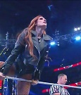WWE_Monday_Night_Raw_2022_12_05_720p_HDTV_x264-NWCHD_mp4_006735520.jpg