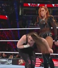 WWE_Monday_Night_Raw_2022_12_05_720p_HDTV_x264-NWCHD_mp4_006779163.jpg