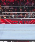WWE_Monday_Night_Raw_2022_12_05_720p_HDTV_x264-NWCHD_mp4_006789974.jpg