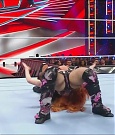 WWE_Monday_Night_Raw_2022_12_05_720p_HDTV_x264-NWCHD_mp4_006820404.jpg
