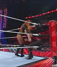 WWE_Monday_Night_Raw_2022_12_05_720p_HDTV_x264-NWCHD_mp4_006900885.jpg
