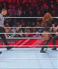 WWE_Monday_Night_Raw_2022_12_05_720p_HDTV_x264-NWCHD_mp4_006906490.jpg