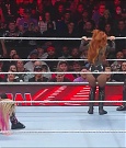 WWE_Monday_Night_Raw_2022_12_05_720p_HDTV_x264-NWCHD_mp4_006911796.jpg