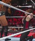WWE_Monday_Night_Raw_2022_12_05_720p_HDTV_x264-NWCHD_mp4_006914198.jpg