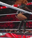 WWE_Monday_Night_Raw_2022_12_05_720p_HDTV_x264-NWCHD_mp4_006914999.jpg