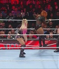 WWE_Monday_Night_Raw_2022_12_05_720p_HDTV_x264-NWCHD_mp4_006915399.jpg