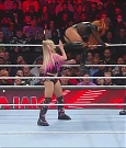 WWE_Monday_Night_Raw_2022_12_05_720p_HDTV_x264-NWCHD_mp4_006915800.jpg